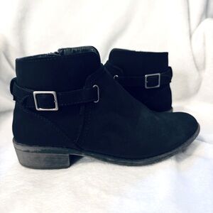 Black Ankle Suede Boots
